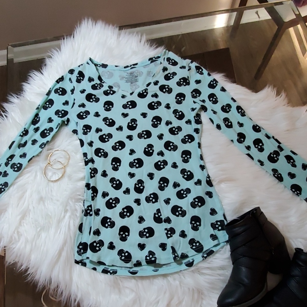 Light blue long sleeve shirt